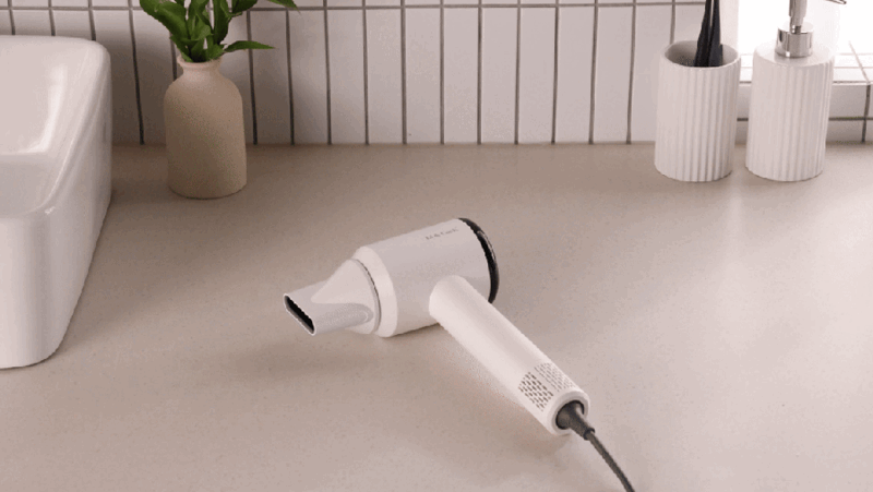 [리앤쿡] 퀵 스타일링 아이론 브러쉬+스트롱 BLDC 1600W 저소음 헤어드라이기 APPY-CB798H / LNKD-9960W 상세 이미지 2